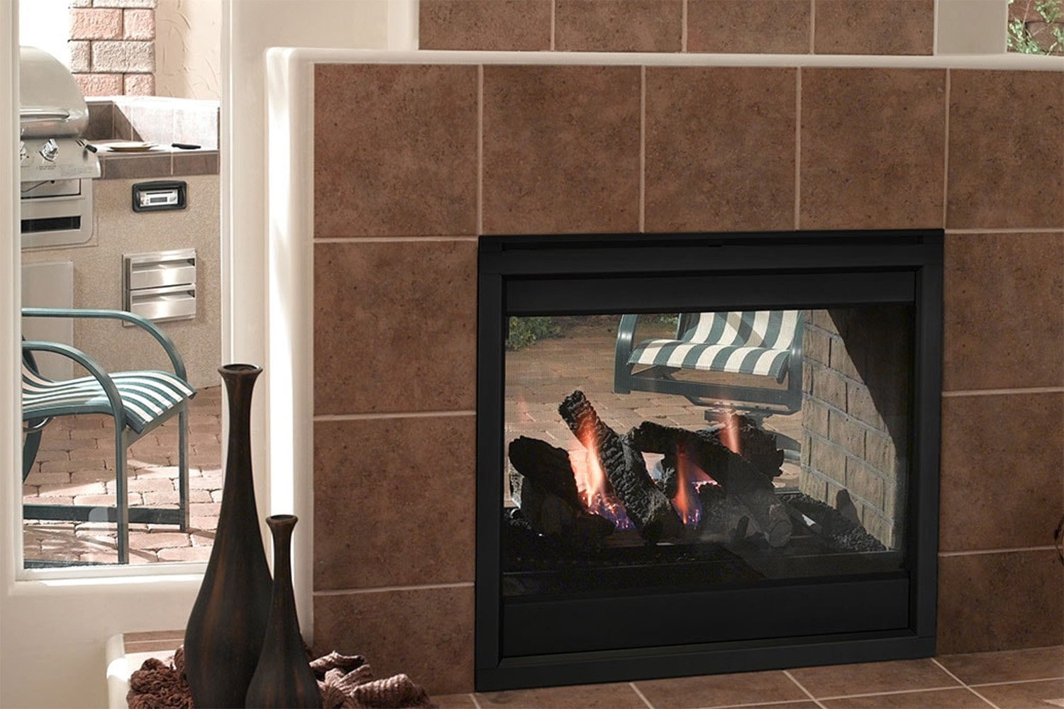 TWIGHLIGHT INDOOR OUTDOOR GAS FIREPLACE