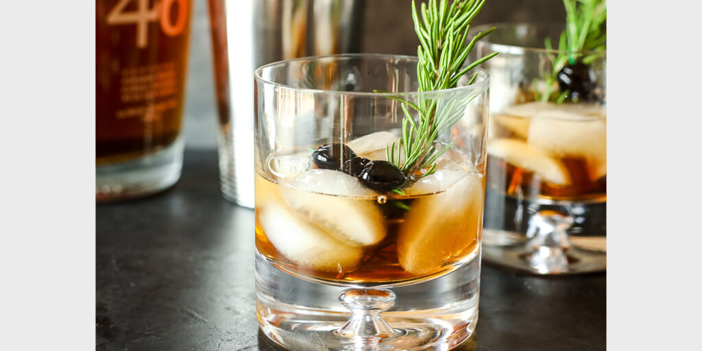 christmas old fashioned drink recipe