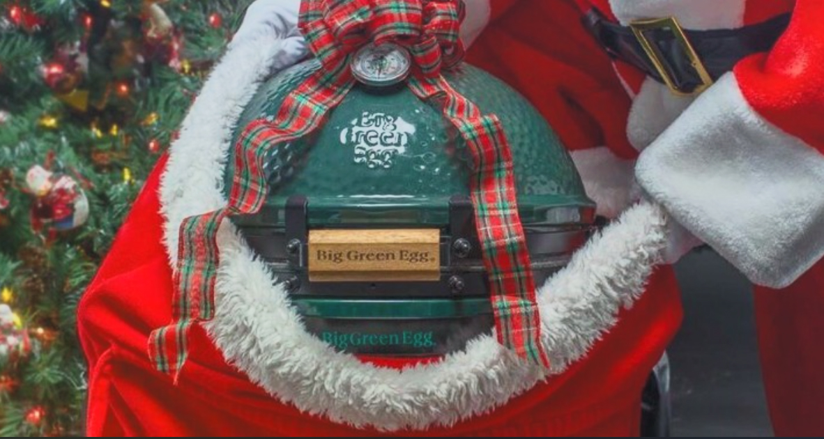 BIG-GREEN-EGG-PRESENT-CHRISTMAS santa mini max